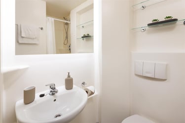 1 bed flat, Calgary Street, Lanarkshire, Glasgow, G40XG - Image 7